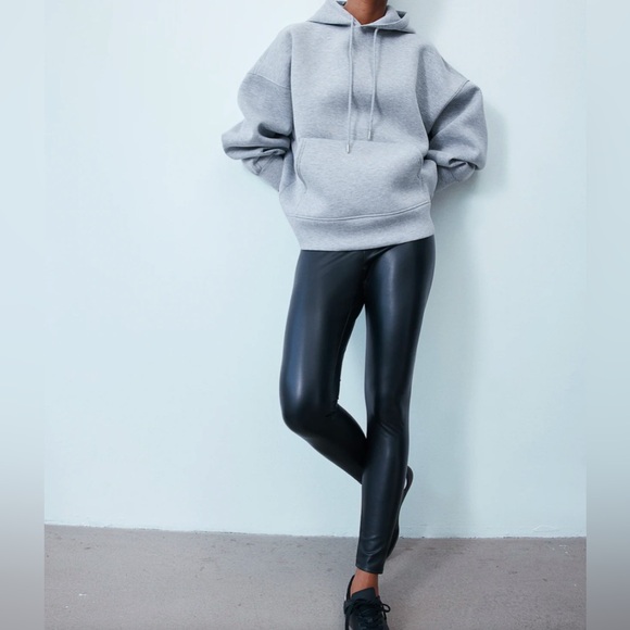 NWT HM Faux leather leggings sz 8 - Picture 1 of 3
